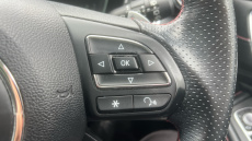 MG Hs 1.5 T-GDI Exclusive 5dr DCT Petrol Hatchback